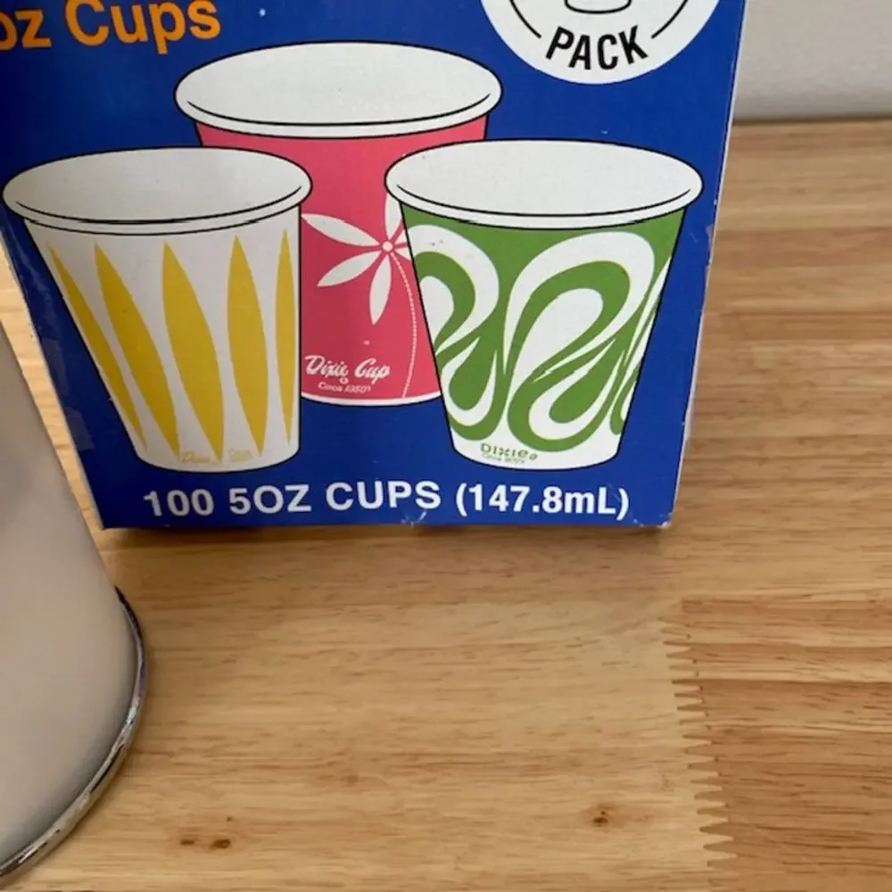 Dixie Disposable Paper Cup Dispenser for 5oz Cups & Box of 100 Cups